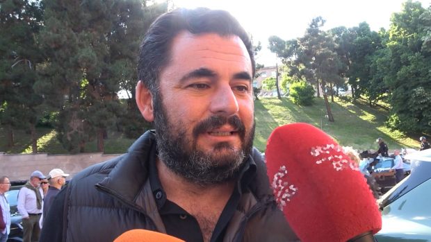 Vicky Martín Berrocal, Emiliano Suárez, Las berrocal