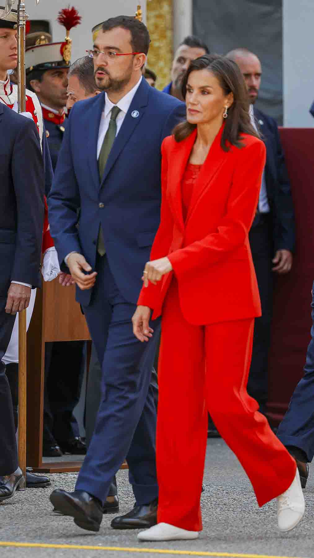 Adrián Barbón, Letizia