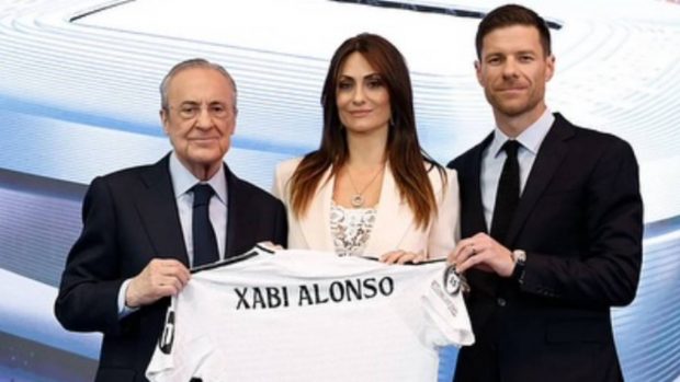 De izquierda a derecha: Florentino Pérez, Nagore Aranburu y Xabi Alonso. (Foto: Instagram)