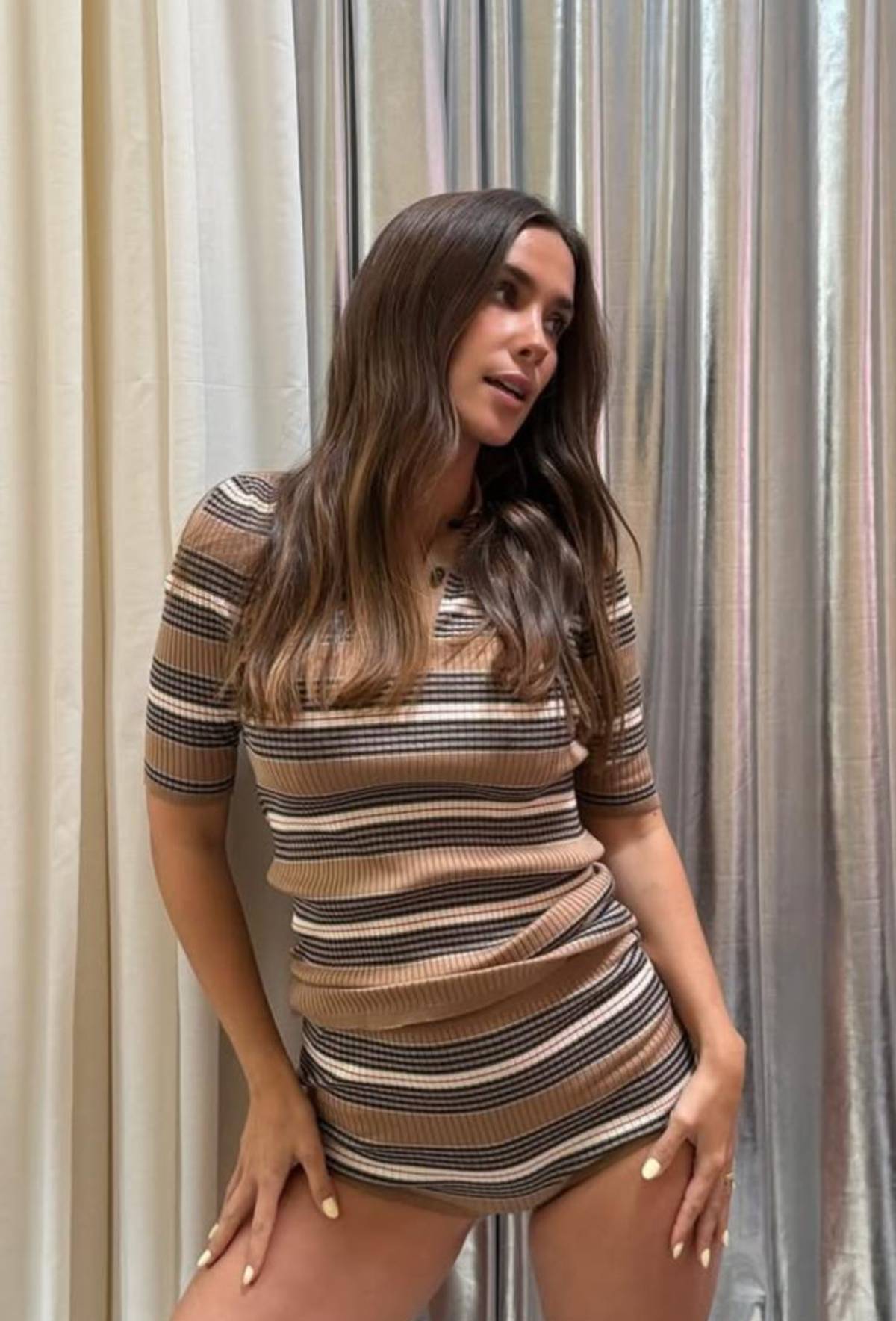 María Pombo convierte las uñas color vainilla en su nuevo statement beaut. (Foto: Redes Sociales)