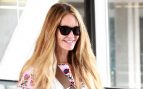 Elle Macpherson a su llegada a Madrid. (Foto: Gtres)
