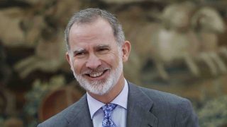 El Rey Felipe en un acto oficial. (Foto: Gtres)