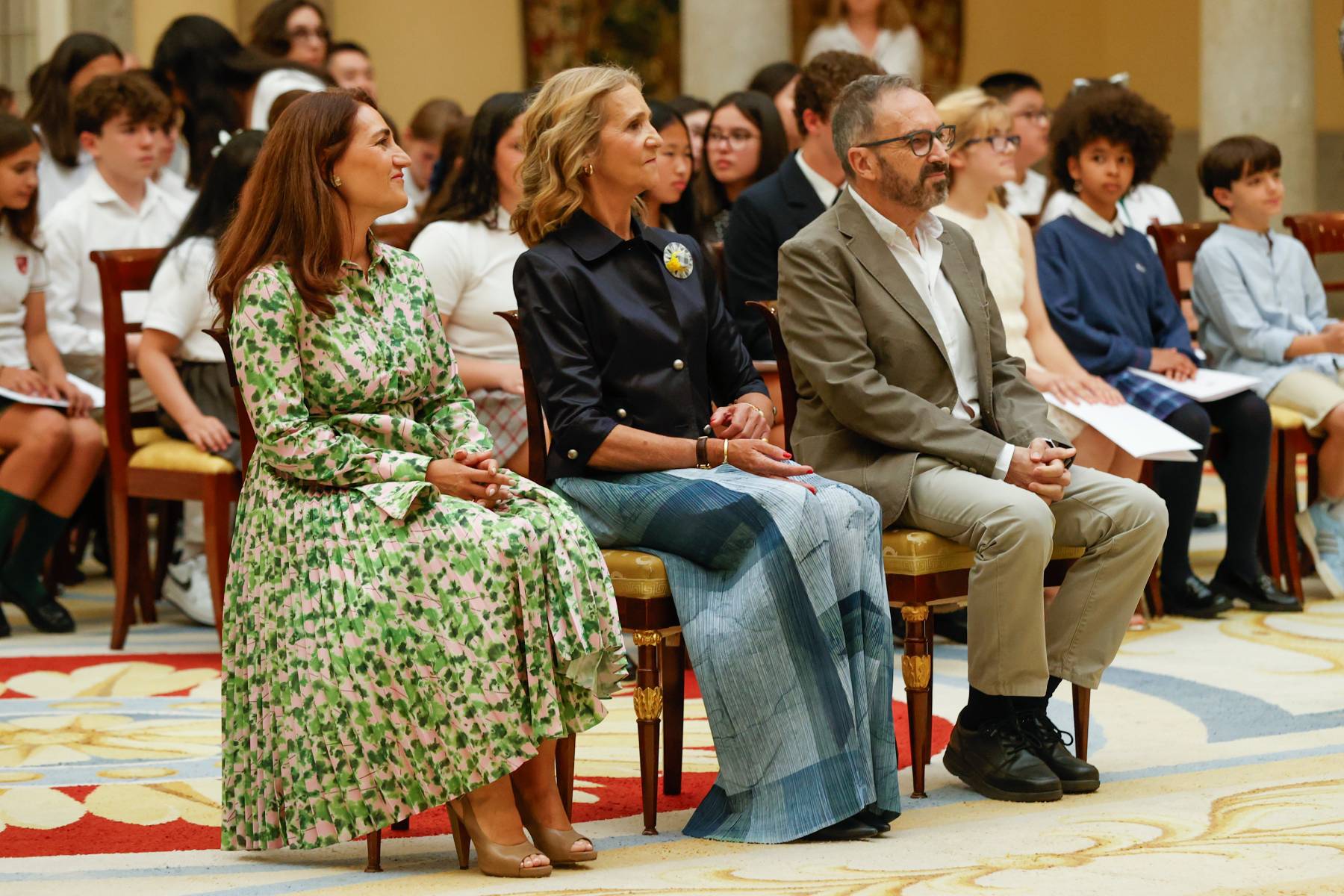 La infanta Elena en la entrega de unos premios. (Foto: Gtres)