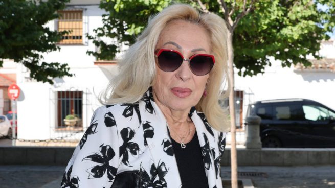 Rosa Benito en la Primera Comunión de su nieto. (Foto: Gtres)