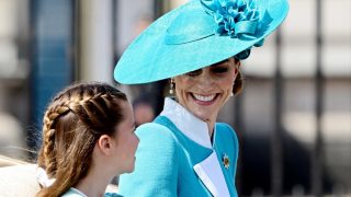 Kate Middleton con su hija Charlotte. (Foto: Gtres)