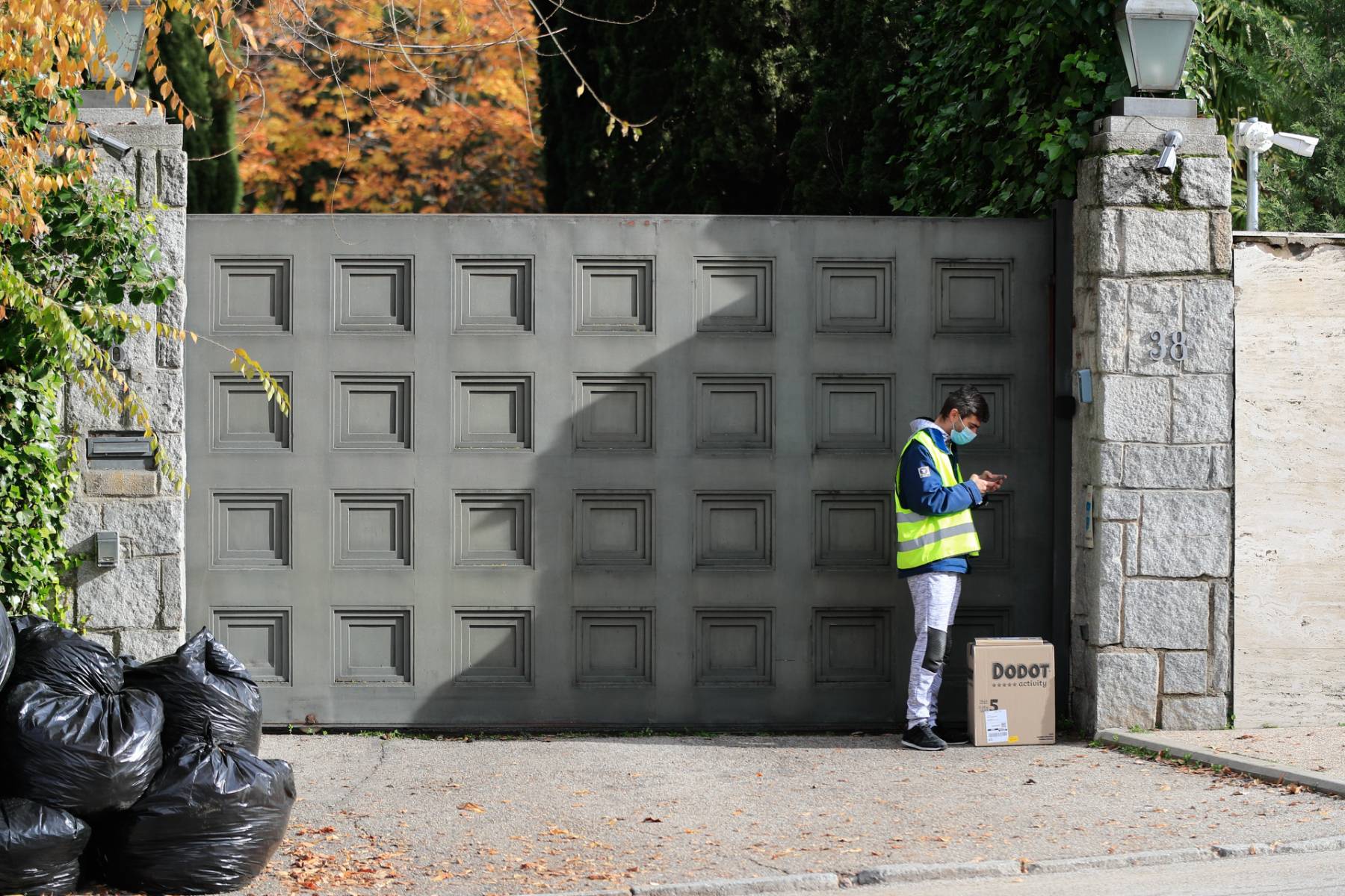 Las inmediaciones de la casa de Isabel Preysler. (Foto: Gtres)