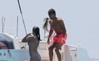 Laura Escanes y Joan Verdú en Ibiza. (Foto: Gtres)