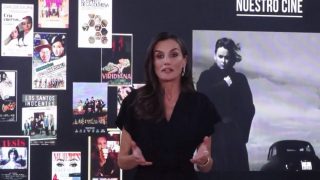 La Reina Letizia durante su mensaje a La 2. (Foto: TVE)