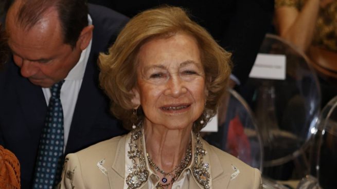 La Reina Sofía en un acto oficial. (Foto: Gtres)