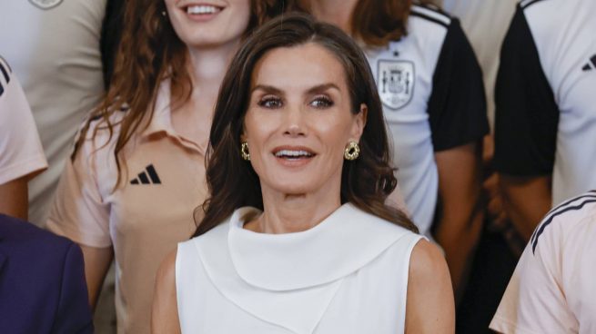 La Reina Letizia en un acto oficial. (Foto: Gtres)