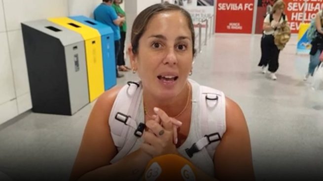 Anabel Pantoja a su llegada a Sevilla. (Foto: Gtres)