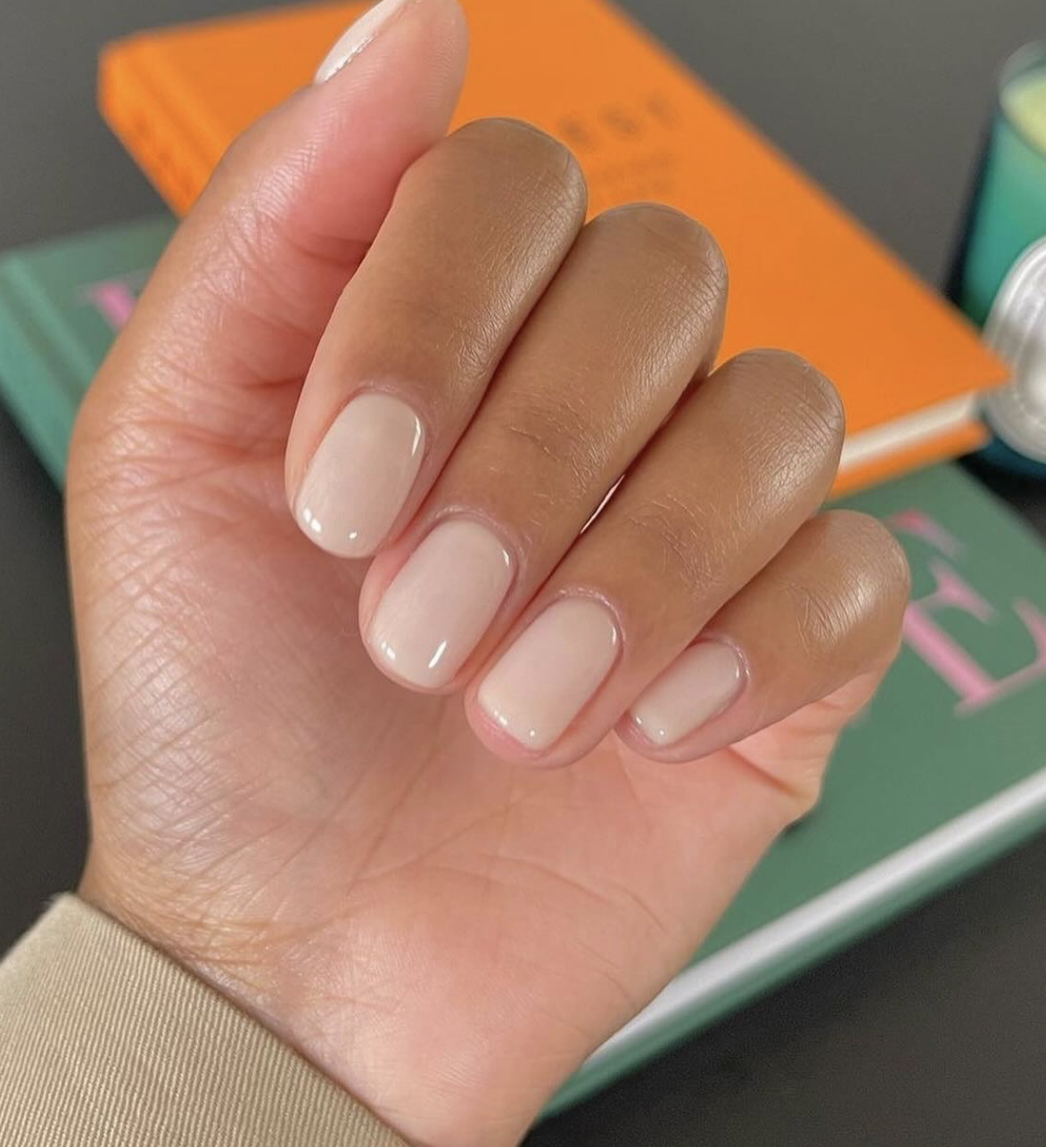 manicura que conquista a las pijas