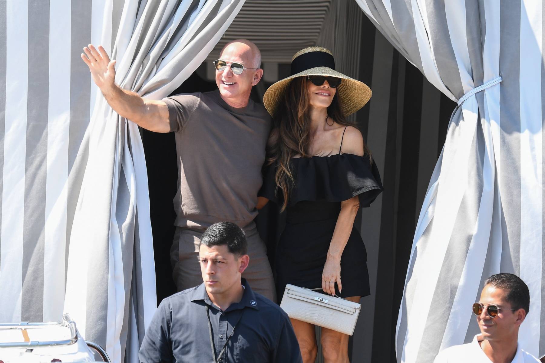 Lauren Sánchez y Jeff Bezos en Venecia. (Foto: Gtres)