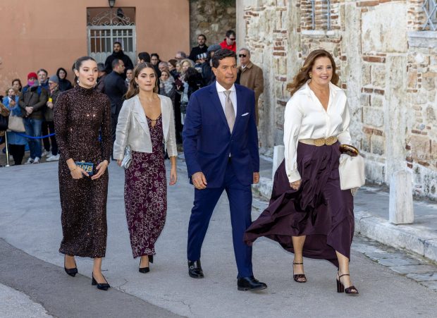 Alexia de Grecia junto a sus hijos y su marido. (FOTO: GTRES)