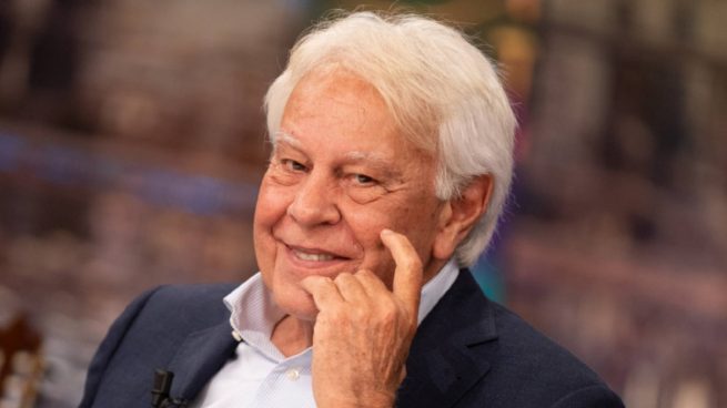 Felipe González en un programa de televisión. (Foto: Gtres)