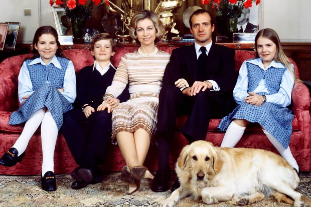 familia real, posado, mascota