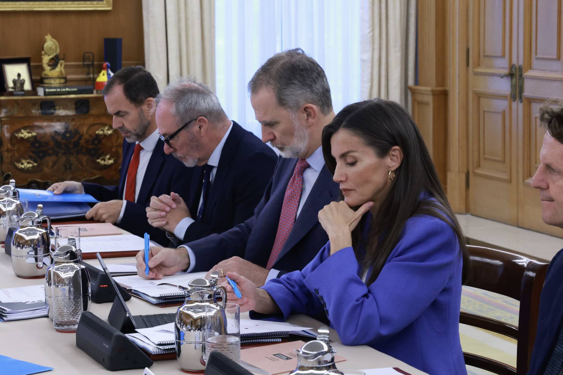 Los Reyes Felipe y Letizia en un acto oficial. (Foto: Gtres)