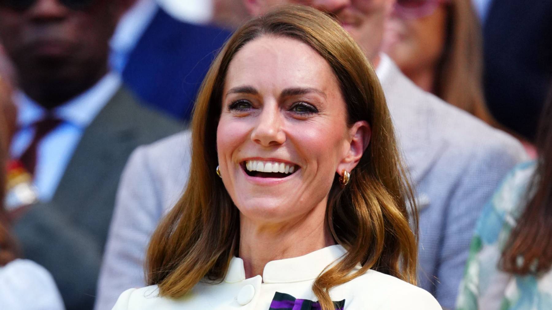 Soy peluquera y éste es el corte de pelo que recomiendo a las mujeres de más de 40 años: rejuvenece a todas