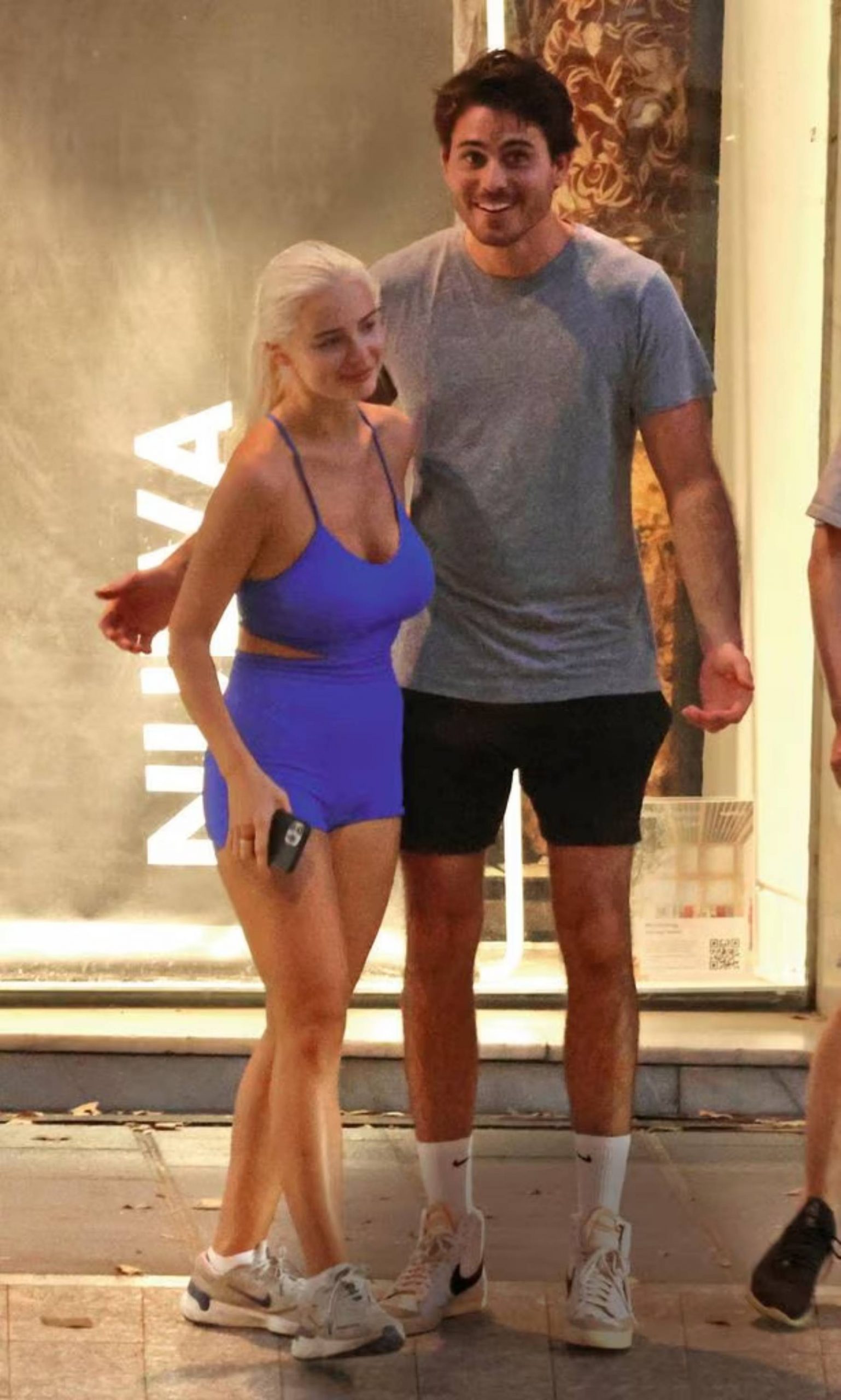 Julie Steen y Michael Iglesias durante unas vacaciones. (Foto: RRSS)