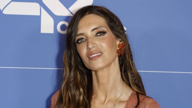 Sara Carbonero, en el photocall del 10º aniversario de Los 40 Classic Slow Love en Madrid. (Gtres)