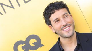 Sebastián Yatra en el photocall del evento para GQ (Foto: Gtres)