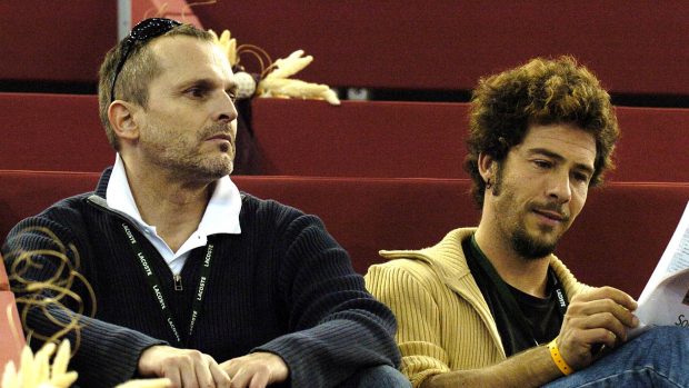 Nacho Palau y Miguel Bosé. (Foto: Gtres)