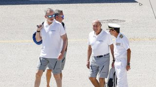 El rey Felipe con sus compañeros en Mallorca. (Foto: Gtres)