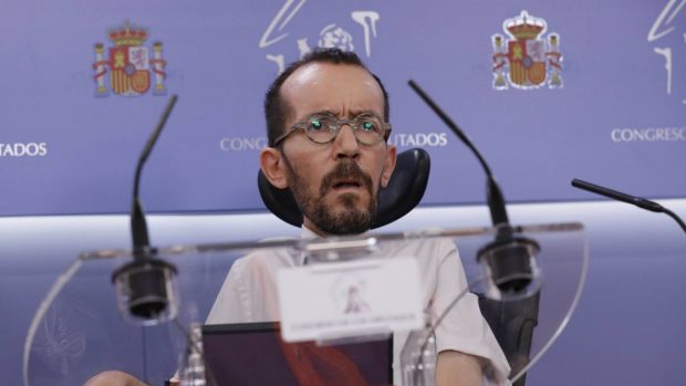 Pablo Echenique en rueda de prensa. (Foto: Gtres)