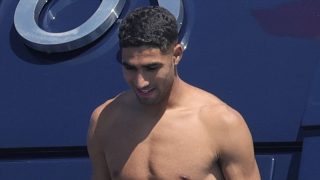 Achraf Hakimi en Ibiza. (Foto: Gtres)