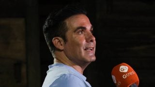 Naím Thomas en la presentación de su obra: ‘Se ha escrito un crimen’. (Foto: Gtres)