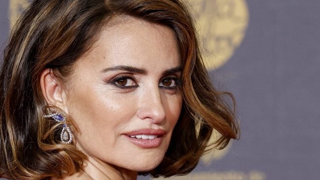 Bad Bunny hace historia en El Choli y Penélope Cruz se roba la ovación de la noche