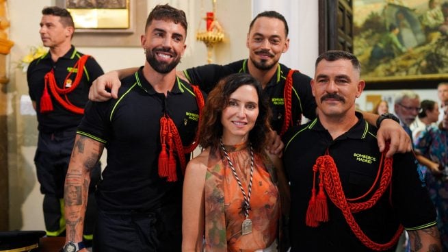 isabel diaz ayuso, ayuso dia de la paloma,