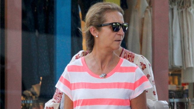 Infanta Elena de Borbón en Palma de Mallorca, sábado 1 de agosto de 2015. (Gtres)