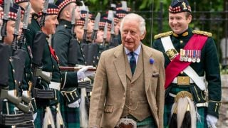 El rey Carlos III en el Castillo de Balmoral. (Foto: Gtres)