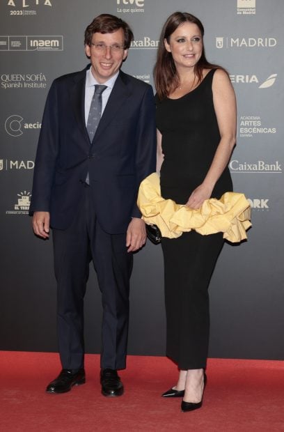 Andrea Levy junto a José Luis Martínez-Almeida. (FOTO: GTRES)