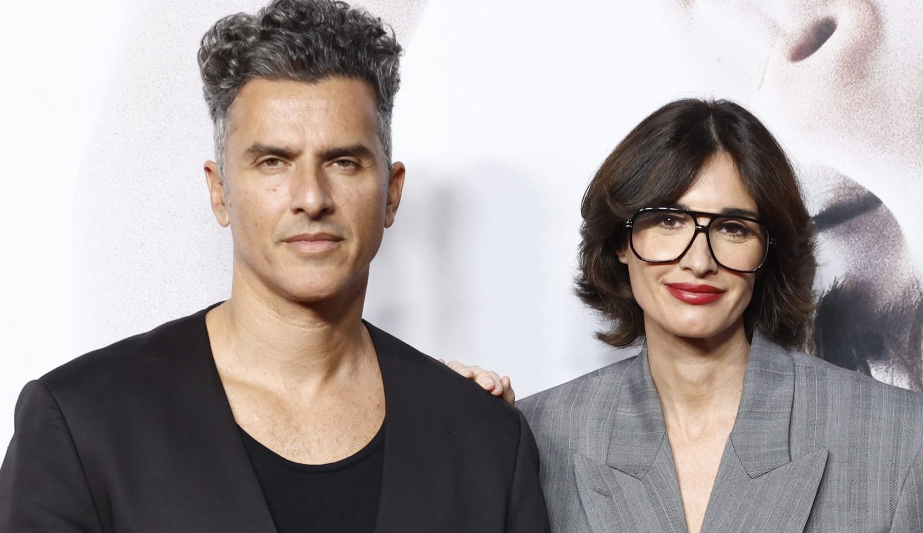 Paz Vega y su marido, Orson Salazar en un photocall. (Foto: Gtres)