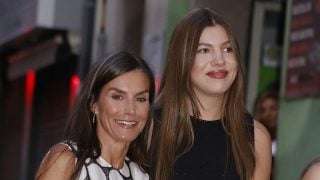 La Reina Letizia con la infanta Sofía. (Foto: Gtres)