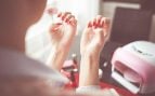 Adiós a gastarte un dineral en las uñas: 4 trucos para hacerte la manicura semipermanente en casa