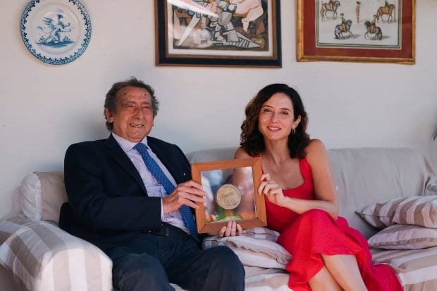 Ayuso, vestido ayuso