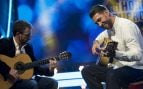 Sergio Ramos y Pablo Motos tocando la guitarra en una imagen de archivo de 'El hormiguero'. (Foto: Gtres)