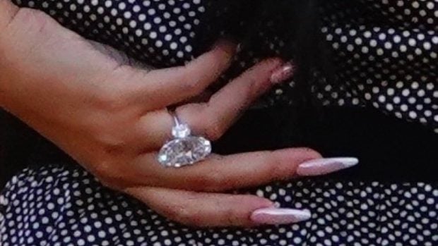 El anillo de compromiso de Georgina Rodríguez. (foto: Gtres)