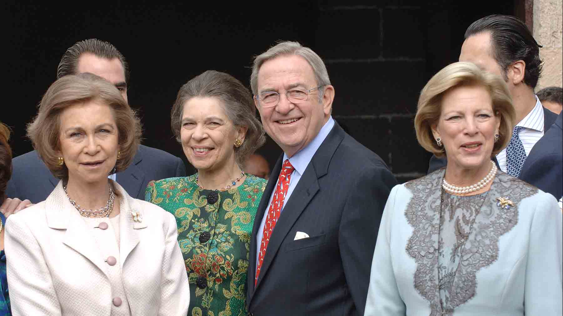 Más de sesenta años de confidencias y complicidad: Ana María y la Reina Sofía, hermanas por destino