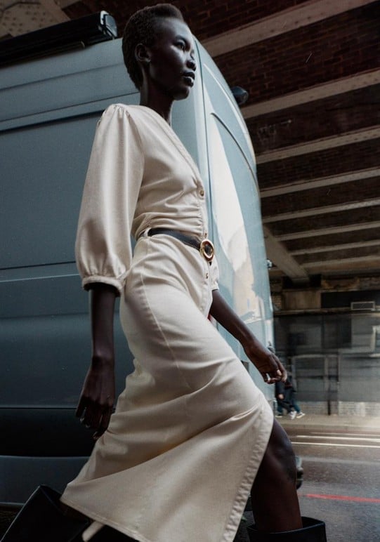 Adiós a no saber qué ponerte: el vestido de Zara que te soluciona cualquier evento por menos de 40 euros