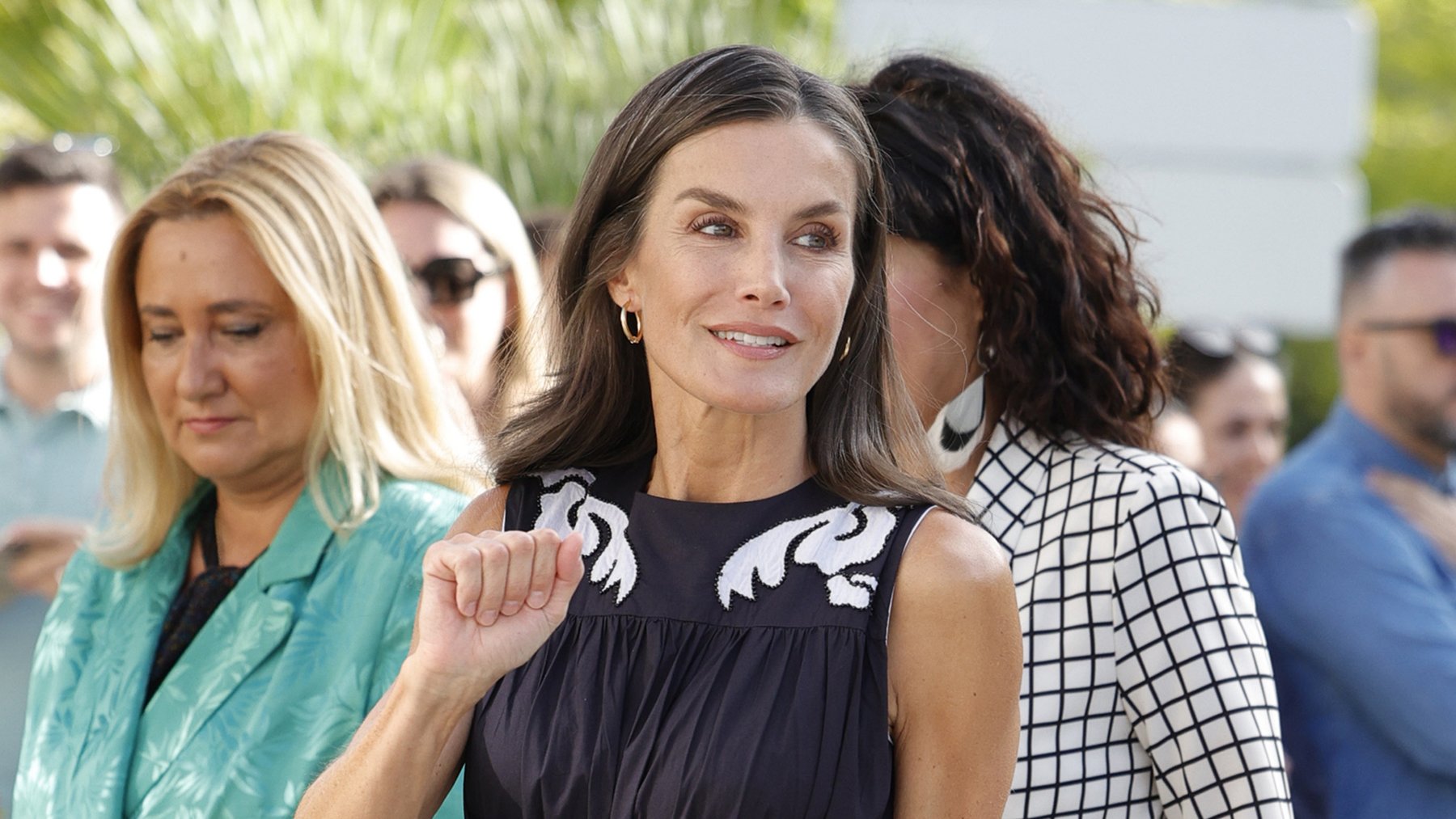 La Reina Letizia estrena el curso: vestido ‘boho’ y con nueva escudera