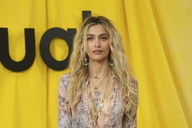 Paris Jackson en el desfile de Desigual. (Foto: Gtres)