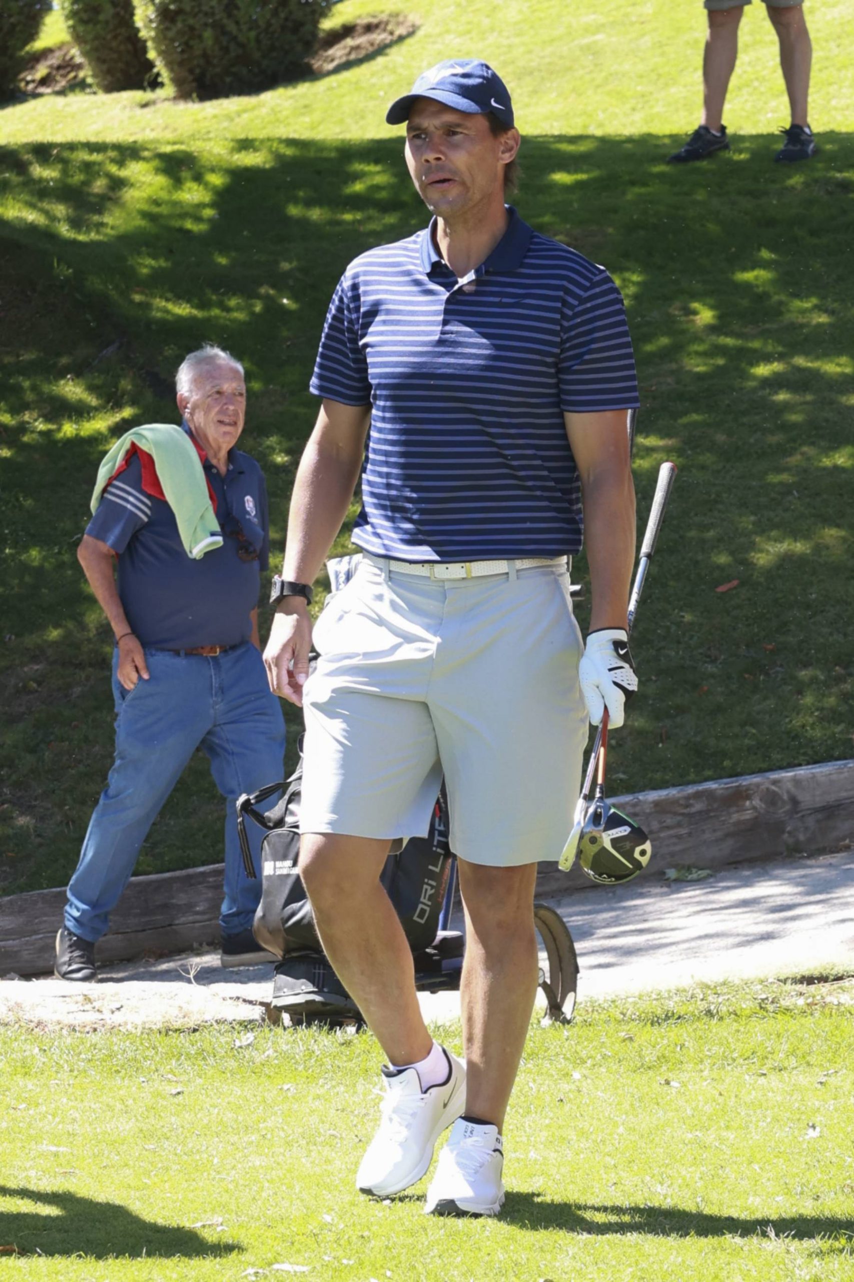 Rafa Nadal en un partido de golf. (Foto: Gtres)