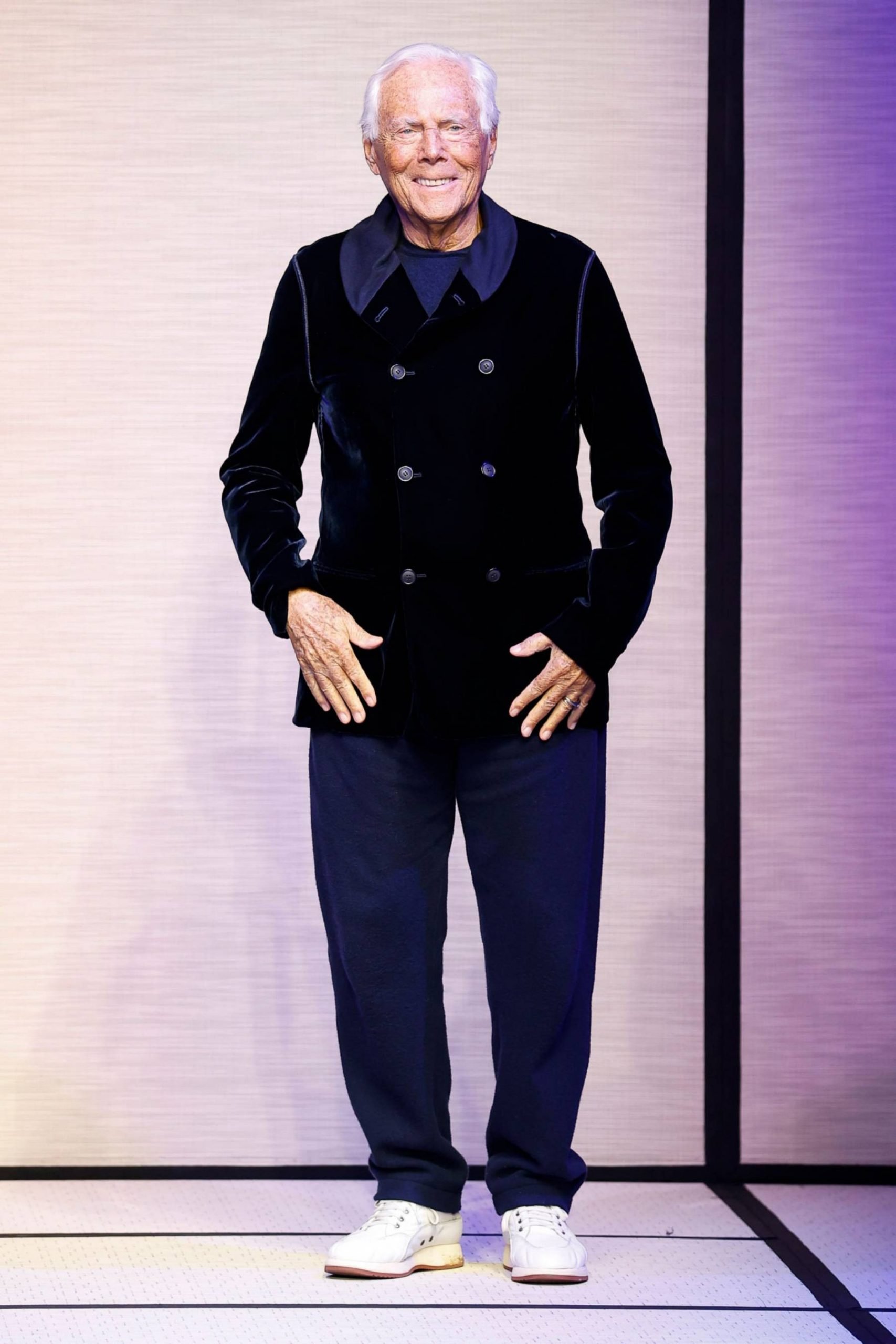Giorgio Armani en uno de sus desfiles. (Foto: Gtres)