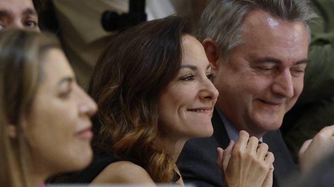 Telma Ortiz atendiendo sus labores profesionales. (Foto: Gtres)