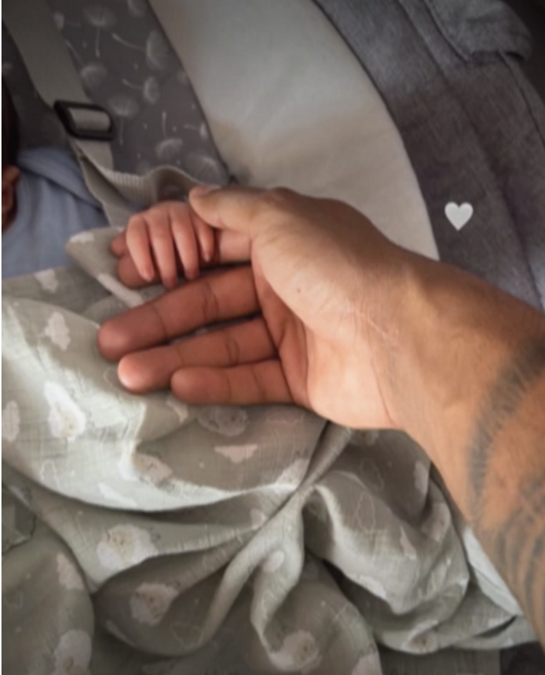 Imagen de Yulen Pereira junto a su hijo. (Foto: Redes sociales)