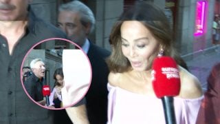 Isabel Preysler en el desfile de Carolina Herrera. (Foto: Gtres)